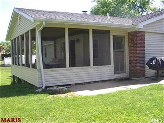 823 Phaeton Dr, Ballwin, MO 63021 photo 9
