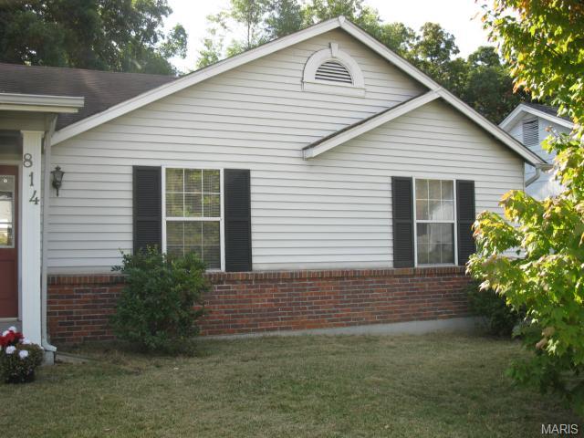 814 Summersong Dr, O'fallon, MO 63366 photo 3