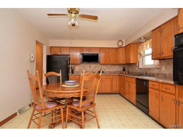 419 Sunset Ln, O'fallon, MO 63366 photo 4