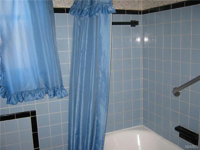 5727 Gresham Ave, Saint Louis, MO 63109 photo 10