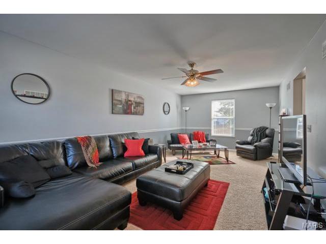 2 Orangewood Ct, O'fallon, MO 63368 photo 11
