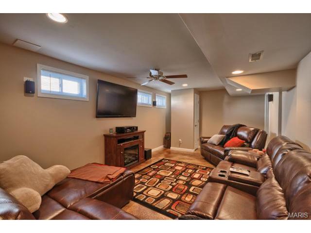 2 Orangewood Ct, O'fallon, MO 63368 photo 21