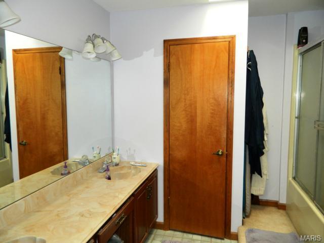 2 Wolf Trail Ct, Defiance, MO 63341 photo 19