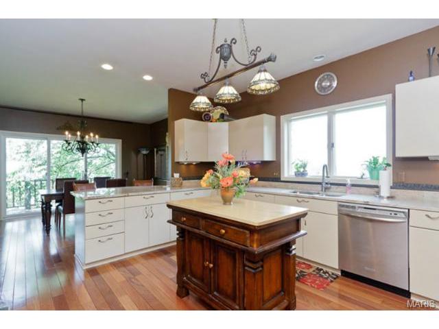207 Abbey Glen Ln, Weldon Spring, MO 63304 photo 21