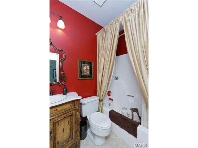 207 Abbey Glen Ln, Weldon Spring, MO 63304 photo 32