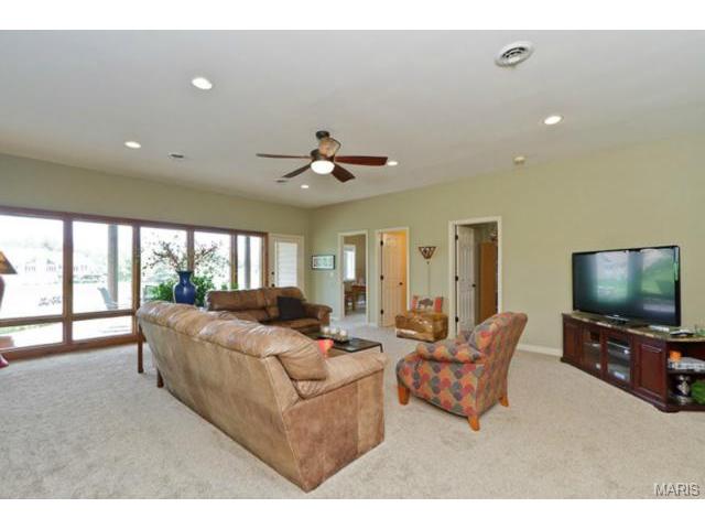 207 Abbey Glen Ln, Weldon Spring, MO 63304 photo 34