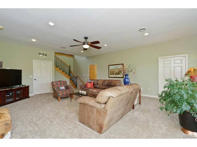 207 Abbey Glen Ln, Weldon Spring, MO 63304 photo 36