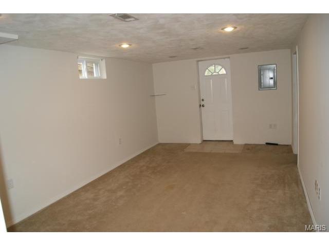 8929 Bessemer Ave, Berkeley, MO 63134 photo 6