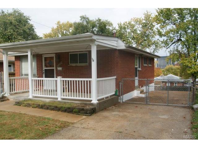 8929 Bessemer Ave, Berkeley, MO 63134 photo 1