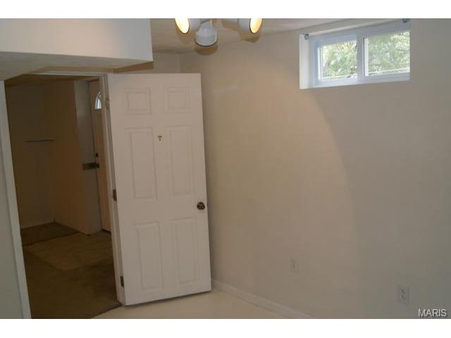 8929 Bessemer Ave, Berkeley, MO 63134 photo 9