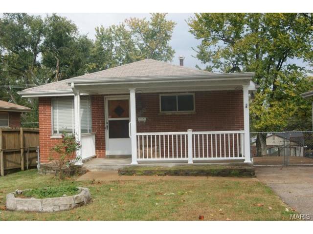 8929 Bessemer Ave, Berkeley, MO 63134 photo 2