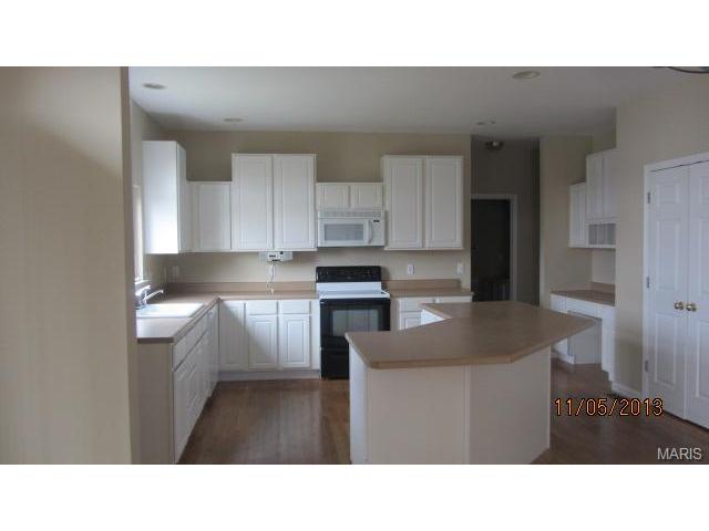 21 Bridgeway Ct, O'fallon, MO 63368 photo 7