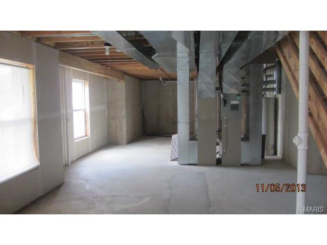 21 Bridgeway Ct, O'fallon, MO 63368 photo 16