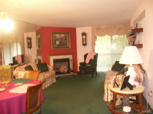 700 Woodside Trl #A, Ballwin, MO 63021 photo 2