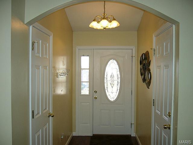 718 Seib Dr, O'fallon, MO 63366 photo 2