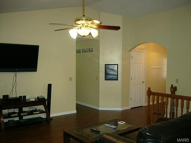 718 Seib Dr, O'fallon, MO 63366 photo 5