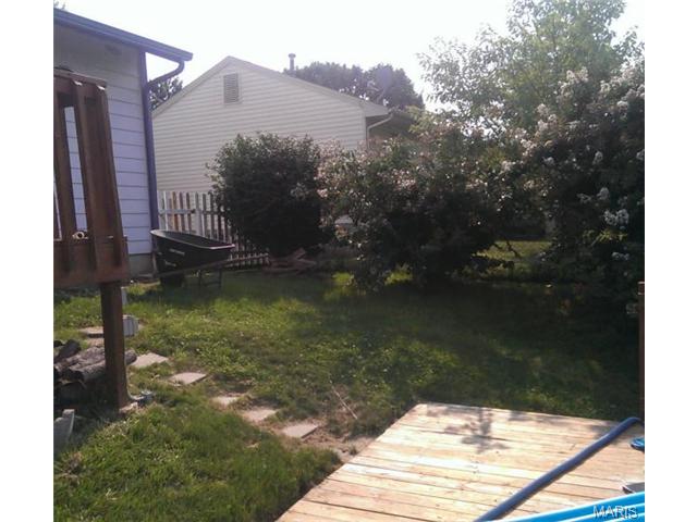 1345 Half Moon Dr, O'fallon, MO 63366 photo 4