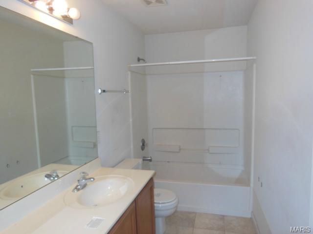 168 Roxbury Dr, O'fallon, MO 63366 photo 7