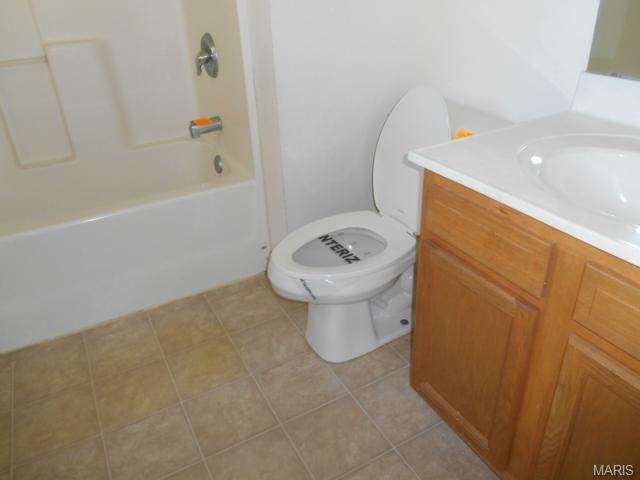 203 Bermuda Dr, O'fallon, MO 63366 photo 6
