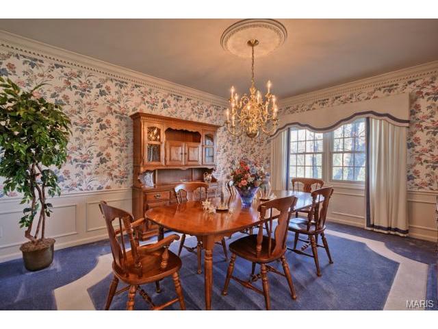 549 Fairway Oaks Dr, Eureka, MO 63025 photo 15