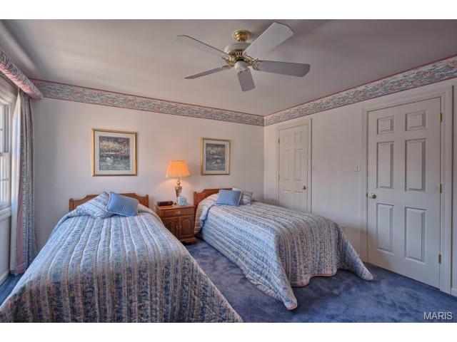 549 Fairway Oaks Dr, Eureka, MO 63025 photo 40
