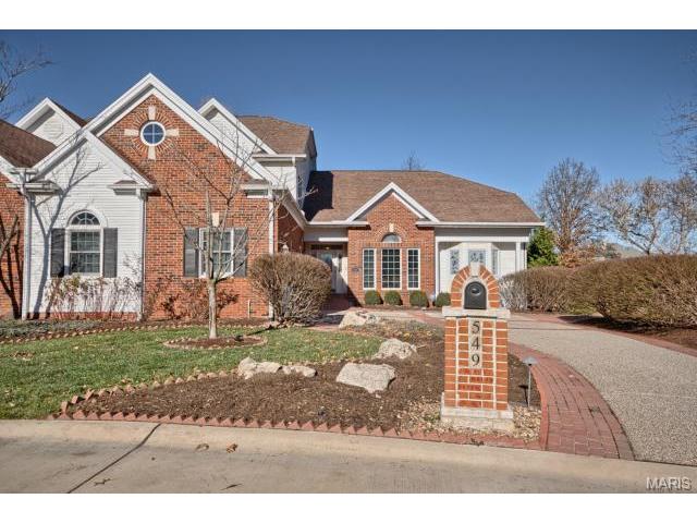 549 Fairway Oaks Dr, Eureka, MO 63025 photo 4