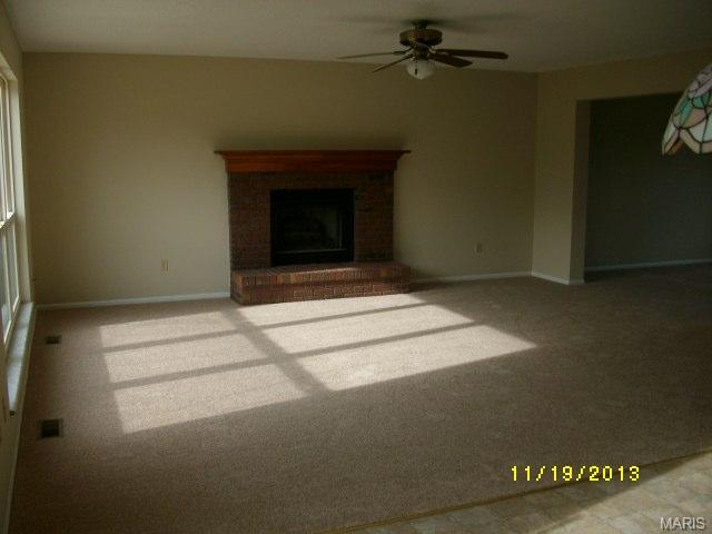733 Blairbeth St, Weldon Spring, MO 63304 photo 4
