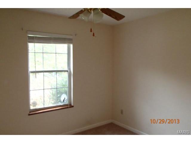 2305 Longmont Dr, O'fallon, MO 63368 photo 6