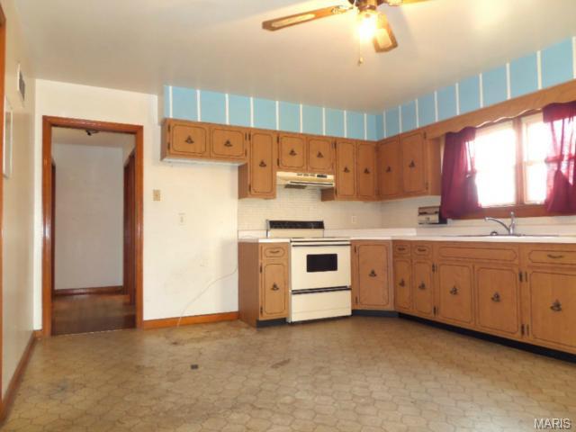 302 Elm St, O'fallon, MO 63366 photo 5