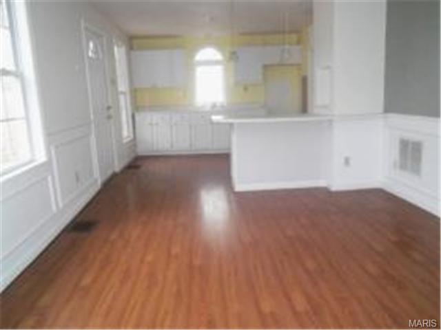 312 Crest Dr, Ballwin, MO 63021 photo 5
