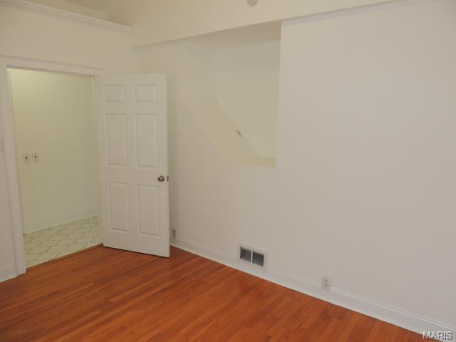 2425 Gass Ave, Overland, MO 63114 photo 11
