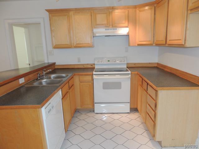2425 Gass Ave, Overland, MO 63114 photo 9