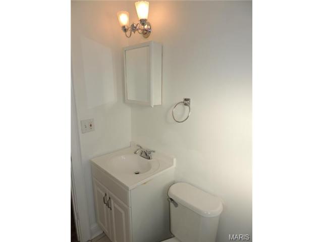 2425 Gass Ave, Overland, MO 63114 photo 19