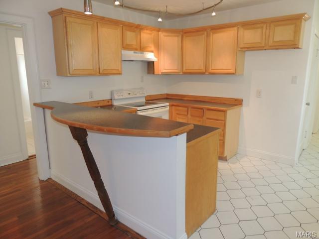 2425 Gass Ave, Overland, MO 63114 photo 7