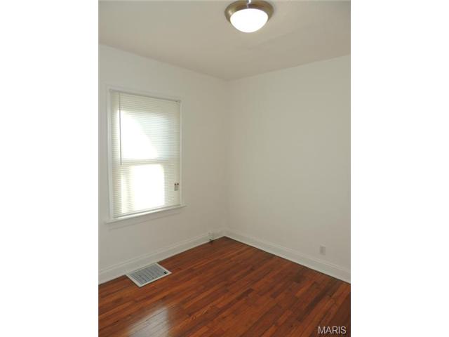 2425 Gass Ave, Overland, MO 63114 photo 21