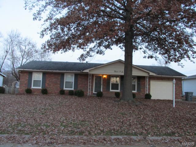 1206 Cypress Dr, O'fallon, MO 63366 photo 2