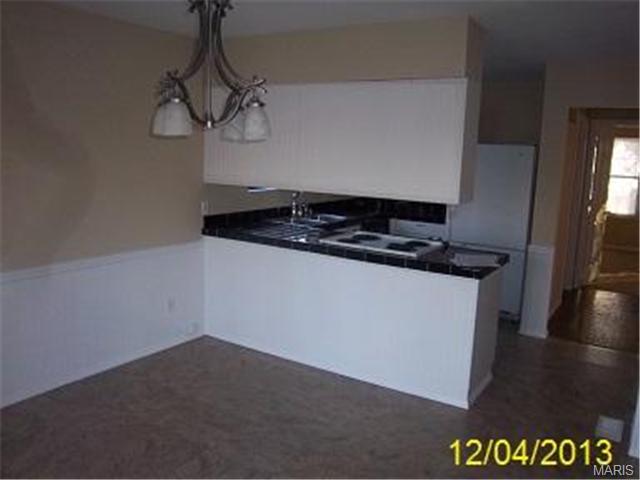 509 Red Bridge Ct, Ballwin, MO 63021 photo 5