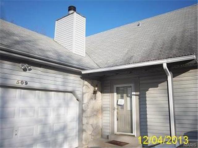509 Red Bridge Ct, Ballwin, MO 63021 photo 2