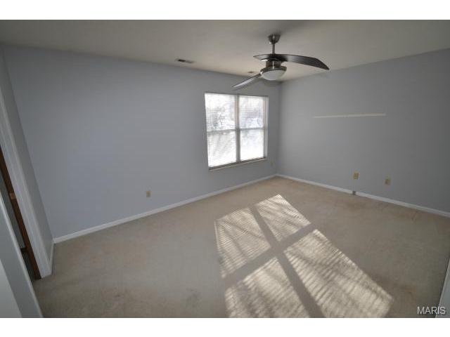 160 Cascade Ter, Ballwin, MO 63021 photo 9
