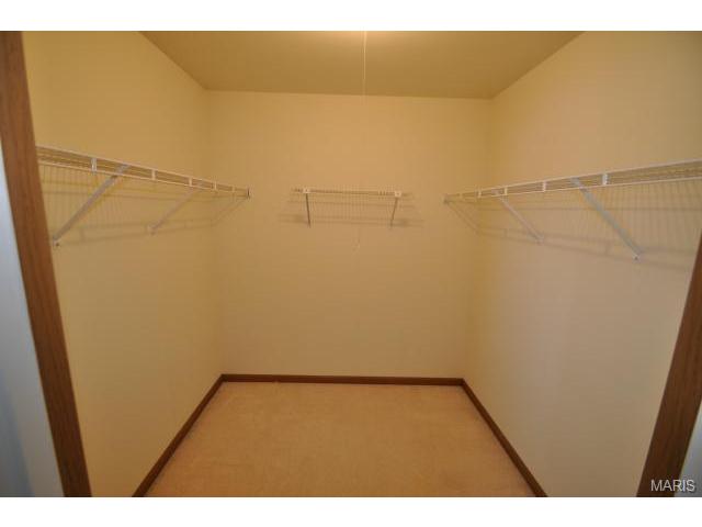 160 Cascade Ter, Ballwin, MO 63021 photo 7