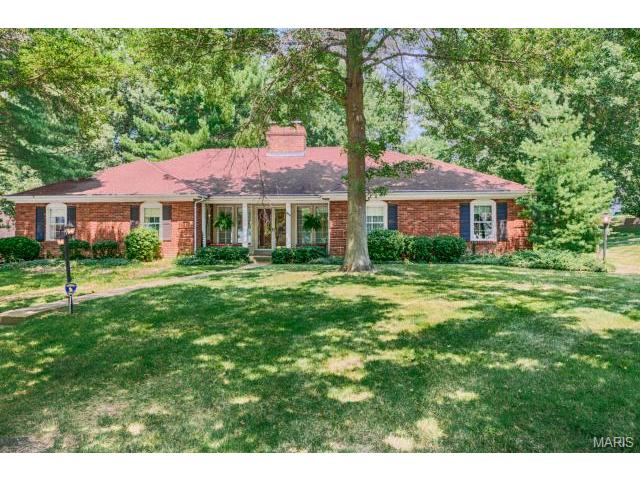 907 Camargo Dr, Ballwin, MO 63011 photo 1