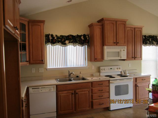1306 Soft Crossing Ln, O'fallon, MO 63366 photo 3