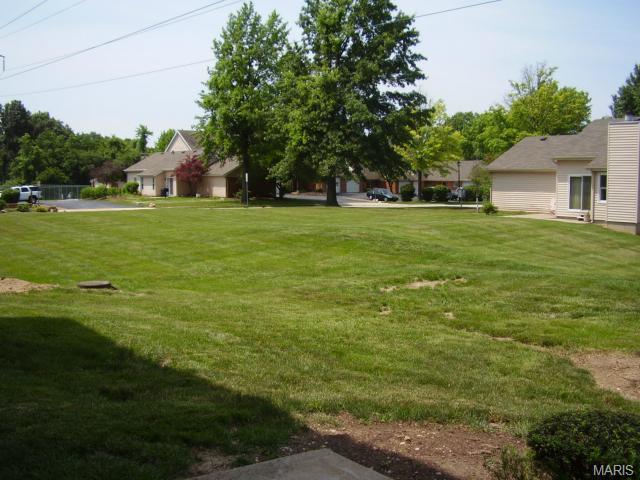 1348 Holgate #G1, Ballwin, MO 63021 photo 24