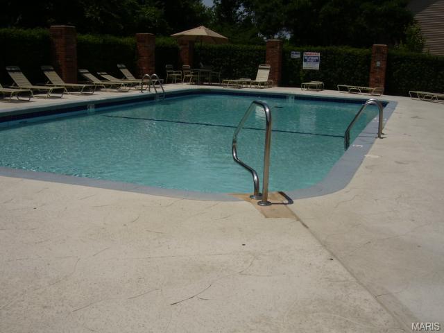 1348 Holgate #G1, Ballwin, MO 63021 photo 38