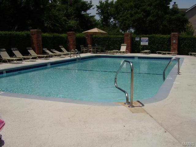 1348 Holgate #G1, Ballwin, MO 63021 photo 36