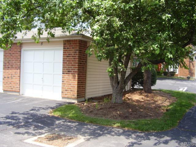 1348 Holgate #G1, Ballwin, MO 63021 photo 29