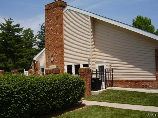1348 Holgate #G1, Ballwin, MO 63021 photo 34