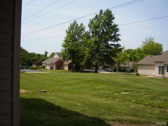 1348 Holgate #G1, Ballwin, MO 63021 photo 23
