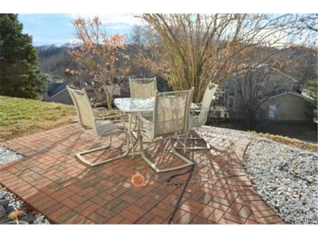 1488 Whispering Crk, Ballwin, MO 63021 photo 11