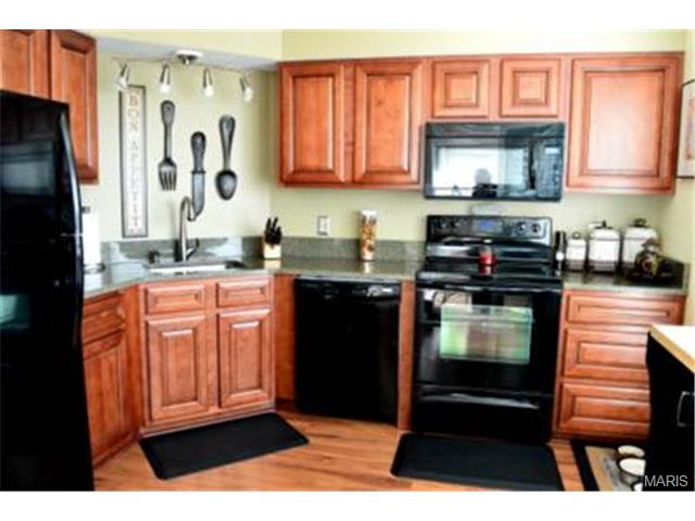 1488 Whispering Crk, Ballwin, MO 63021 photo 5